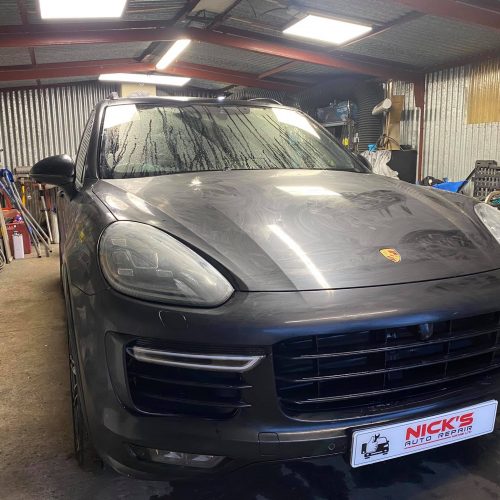 Porsche Cayenne Full 3 stage body polishing 5