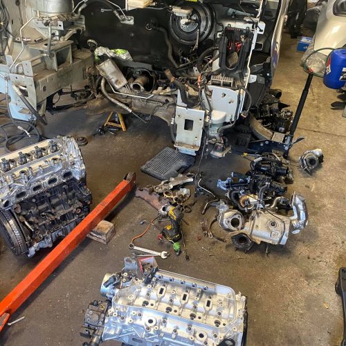 Renault traffic engine replacement, full rebuild 4