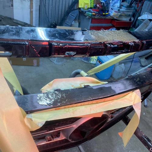 Mercedes benz C class front bumper repair and paint 4