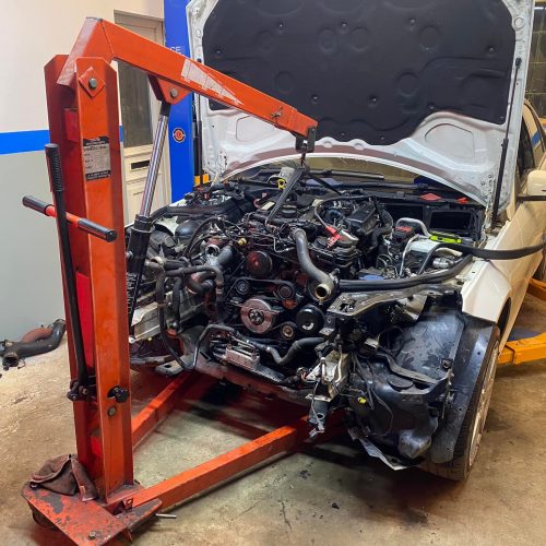 Engine replacement on Mercedes W204 3